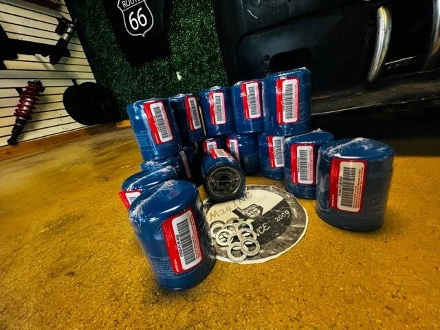 (20) FILTROS DE ACEITE ORIGINALES HONDA 15400-PLM-A02 Y JUNTAS DE TAPÓN DE DRENAJE Foto 2 de 4