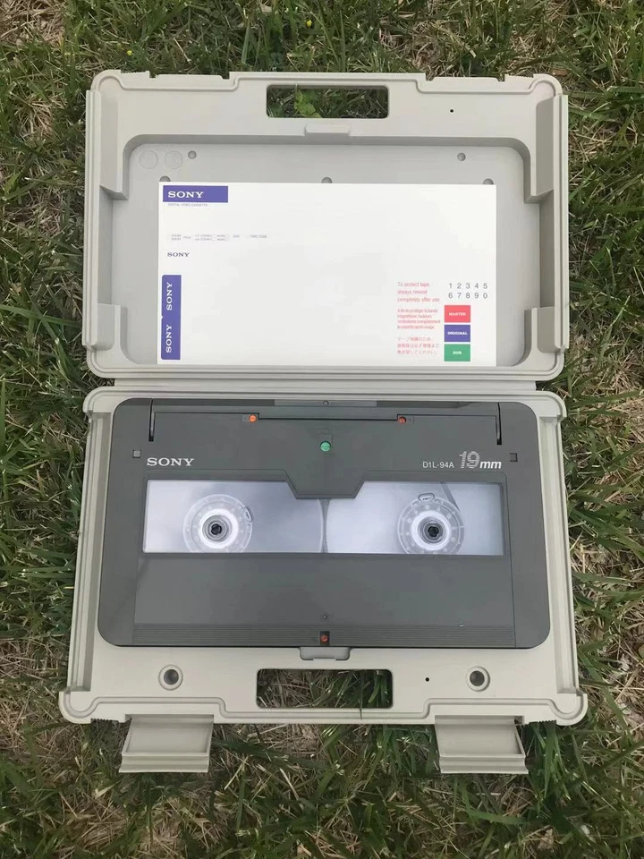 Nuevo casete de video digital Sony de 1 pieza 5.381 pies, de colección 4:2:2 recubierto trasero D1L-94A Foto 2 de 4