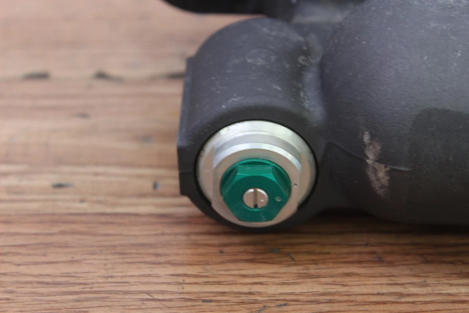 Conjunto de amortiguador de suspensión trasera Kawasaki KX250F 2017 19 pulgadas Foto 3 de 4