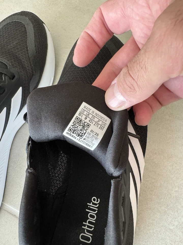 Addias Mujer 10.5 Negro Foto 2 de 4