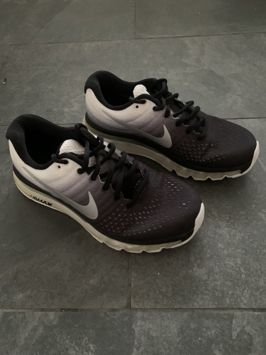 Nike Air Max 2017 Trainers, Size UK 5, Black White UK
