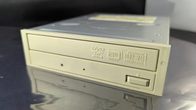 Internes Laufwerk Brenner Beige IDE NEC ND-3550A Dvd-R/Rw Cd-R/Rw Drive 5,25 Zoll