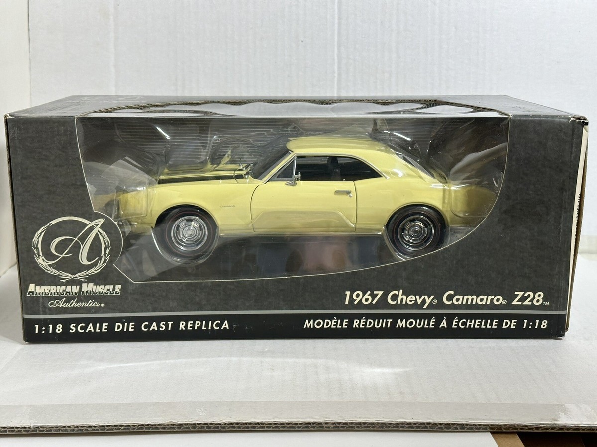 ERTL AMERICAN MUSCLE AUTHENTICS 1967 CHEVY CAMARO YELLOW 1