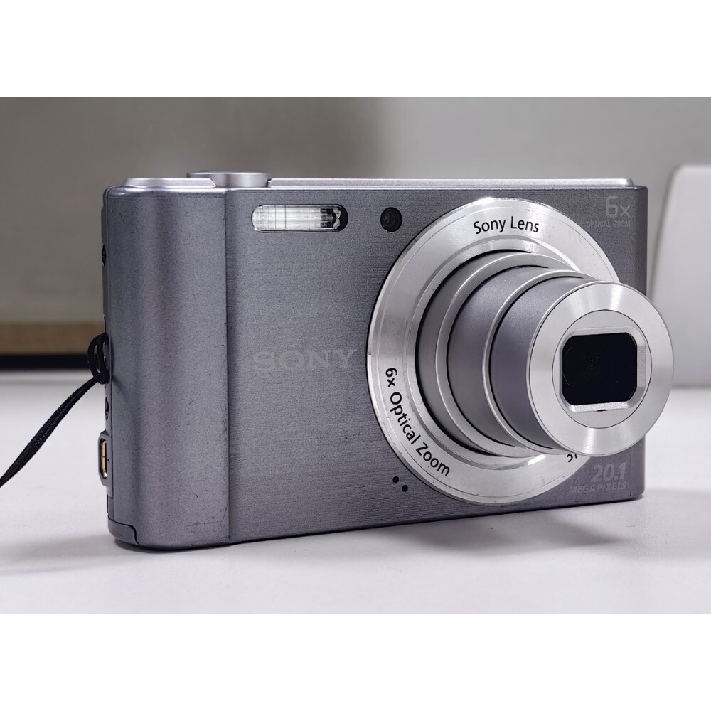 Sony CyberShot DSC W810 Digital Camera 20.1MP 6x Optical Zoom