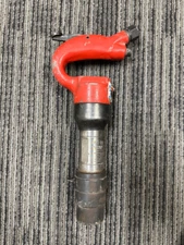 Chicago Pneumatic CP9362-2R Chipping Hammer with 0.680-Inch Round Chuck