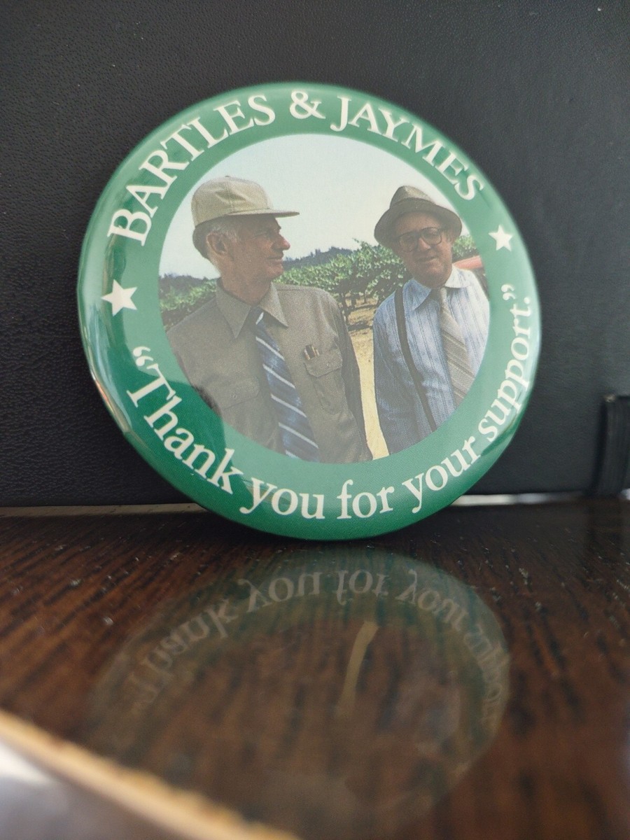 Bartles & James Button Pin 2.5
