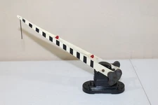 Vintage O Gauge LIONEL Postwar Automatic Crossing Gate #252 Untested Made In USA