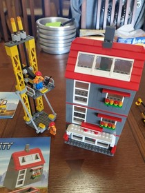 LEGO CITY: Construction Site (7633) 100% Complete All Mini Figures included
