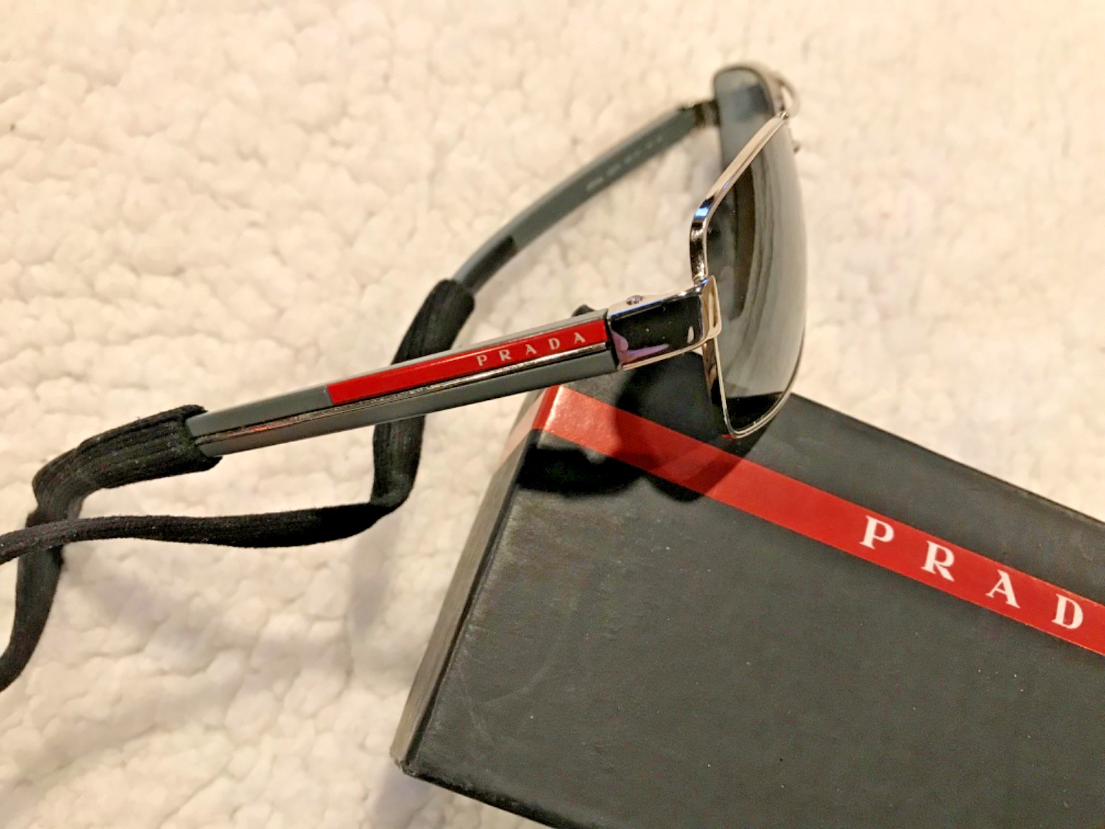 Prada eyeglasses frames used and in good condition thumbnail 2