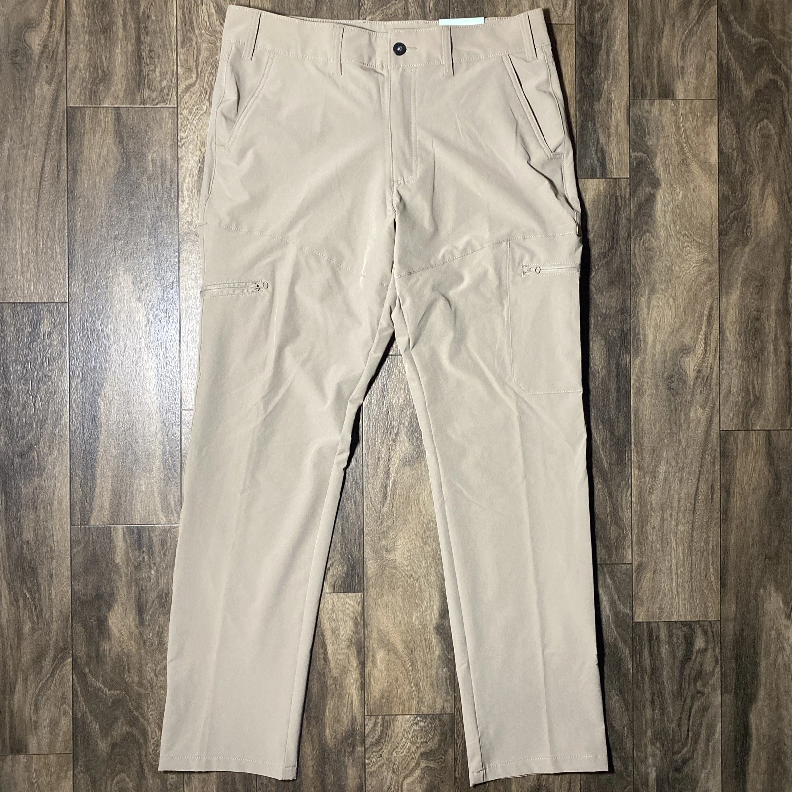 Magellan Hickory Canyon Flex Cargo Pants Mens 36x32 Timberwolf Grey NWT
Opens in a new window or tab