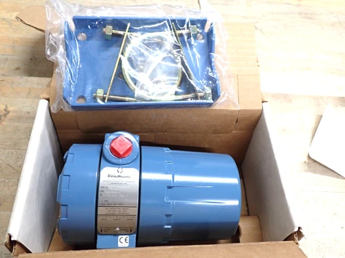 0444TK1U1C2I5 ROSEMOUNT TRANSMITTER NEW 