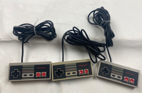 Nintendo Controller NES-004 Lot Of 3 UNTESTED