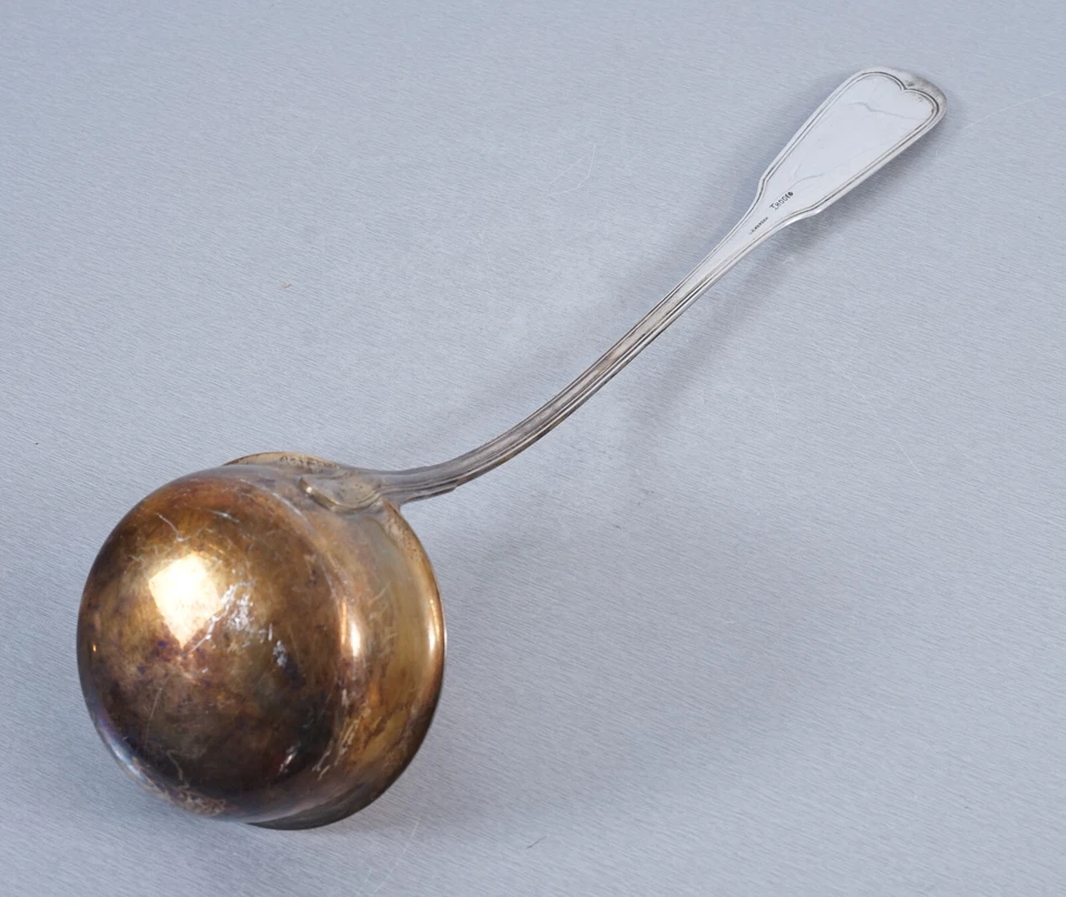 Mestolo in argento 800 G.E. Keyser parzialmente dorato con Monogram 225 g Art... - Immagine 3 di 4