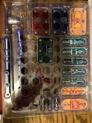 Snap Circuits Electronics Kit Lot   Base + Modules + Extra Connectors 