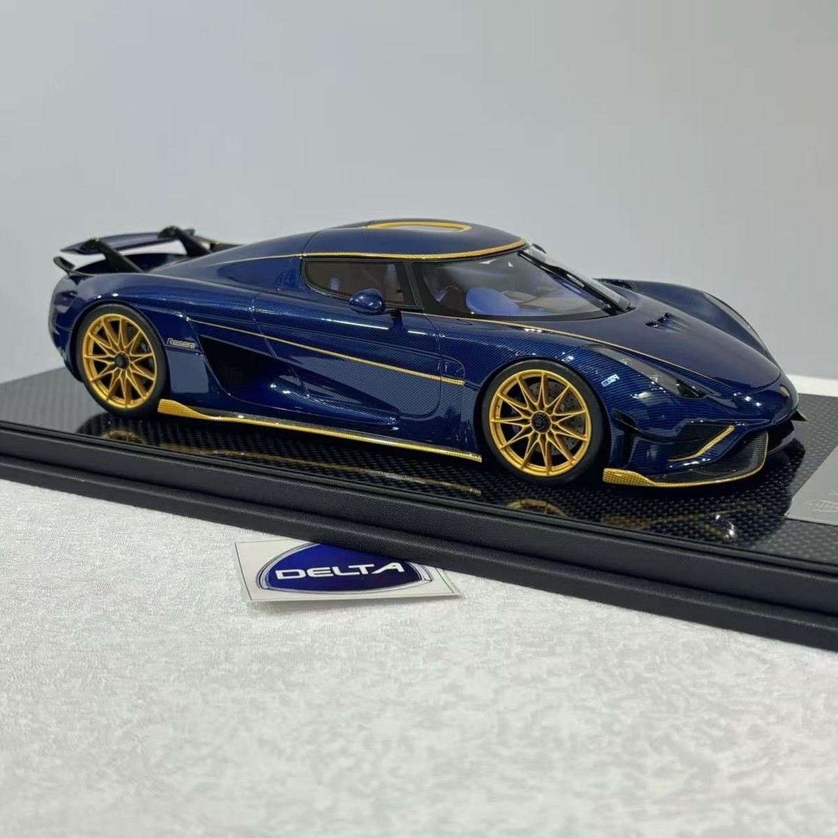 FrontiArt FA 1/18 Koenigsegg Regera Blue Carbon With Gold Strip | eBay