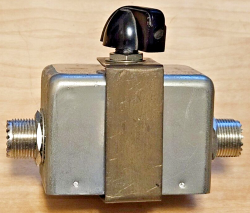 Amphenol Bunker Ramo 83-3SW 3-Position RF Coaxial Switch PL-259 1KW 52-75Ohms - Picture 5 of 6