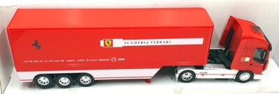 Miniature Iveco Stralis Scuderia Ferrari - échelle 1:43 - Neuve En Boîte