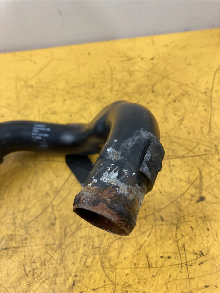 Audi RS6 C5 4B 4.2 V8 Tubo de refrigerante Manguera Codo Liberación Rápida Radiador 077121034 Foto 2 de 4