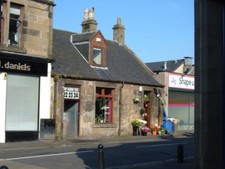 Photo 6x4 Florist in Main Street ,East Kilbride East Kilbride/NS6354 An  c2008