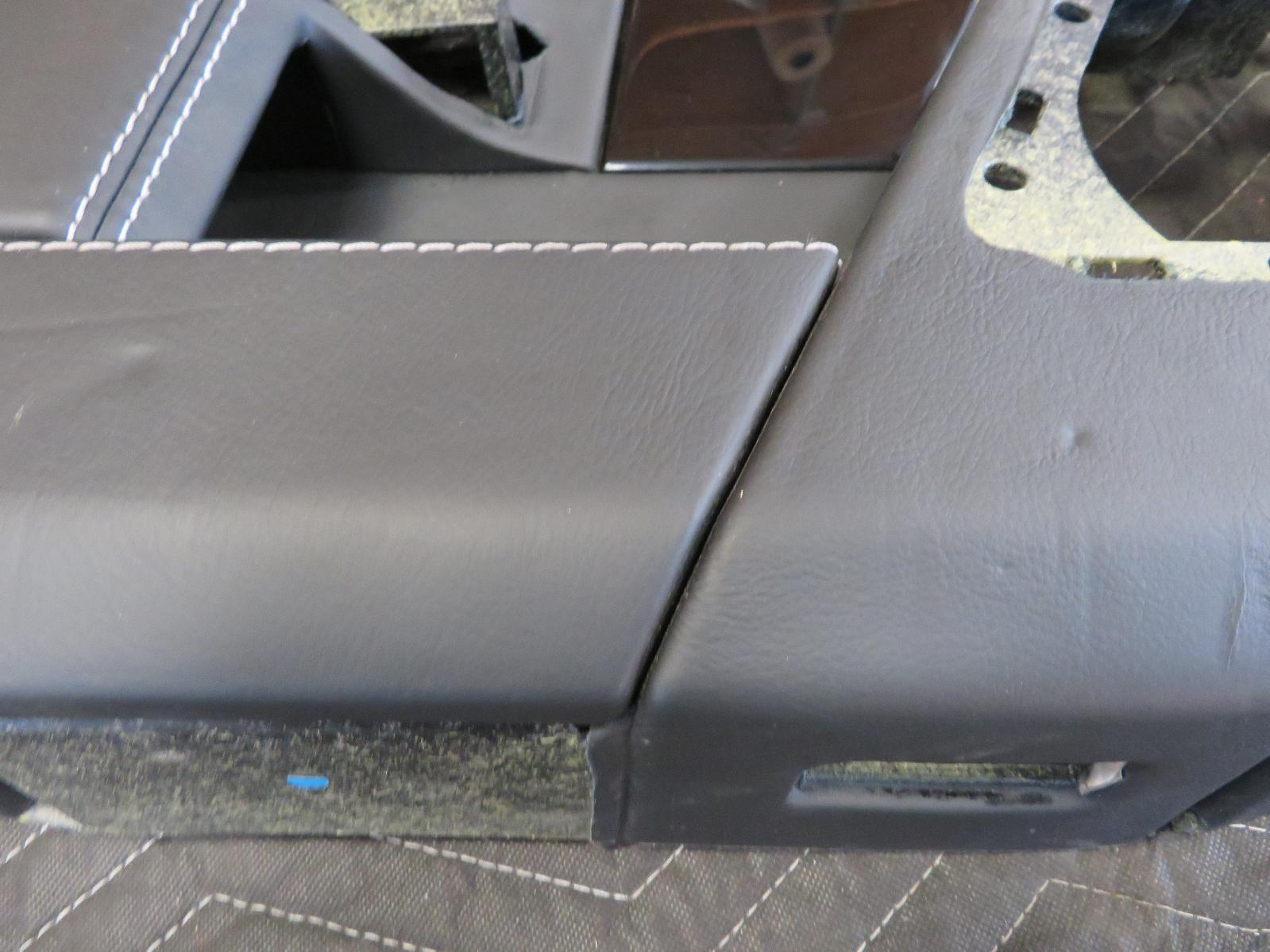 ASTON MARTIN RAPIDE Right Rear Interior Door Panel OEM AD43-23904-AC **DAMAGE**