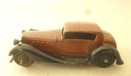 1940/50's Dinky Toys Humber Vogue Two Door Saloon Car in Brown Black Dinky Toy - Picture 4 of 8