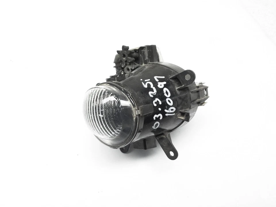 2002-2005 Bmw 325I седан левый водитель противотуманная лампа 63-17-6-911-007 * точечная коррозия * - Изображение 2 из 4