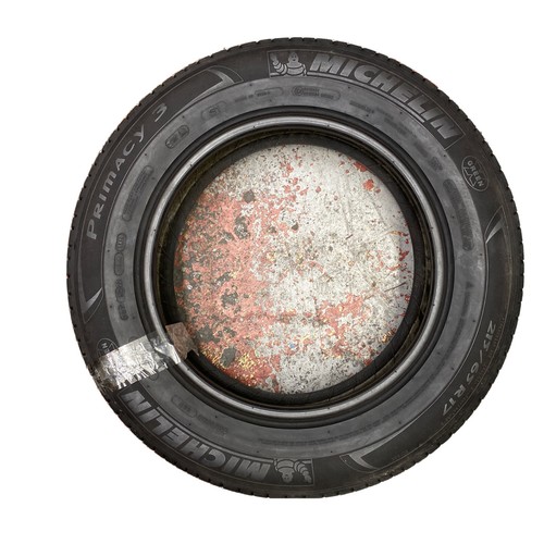 2x 215 65 R17 99V MICHELIN PRIMACY 3 Tread 5.2/4.6mm (A7600) Tested - Picture 5 of 7