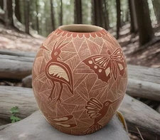 Mata Ortiz Pottery Aracely Ledezma Butterfly Birds Lizard Etched Folk Art Mexico