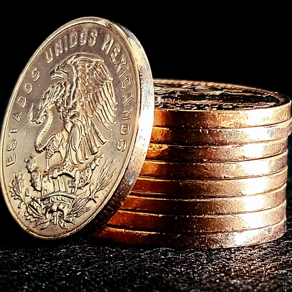 *Beautiful* Authentic Mexico 20 Centavos .950 (95%) Copper Coin "Cap and Rays" - Image 3 of 4