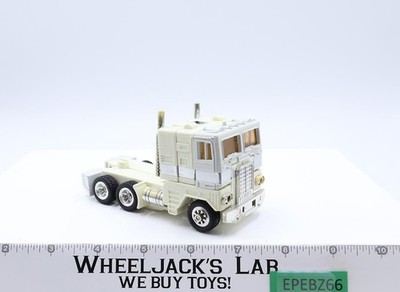 Ultra Magnus CAB ONLY RT 1986 G1 Transformers Freightliner COE Action Figure