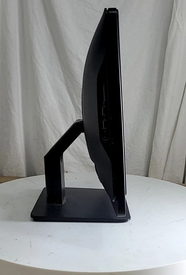 DELL OPTIPLEX 3030 AIO Intel I5-4590S 4GB 500GB SEE NOTES - Image 4 of 4