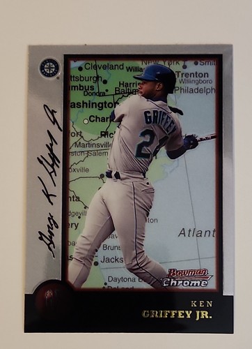 1998 Bowman Chrome - Ken Griffey Jr #33 International