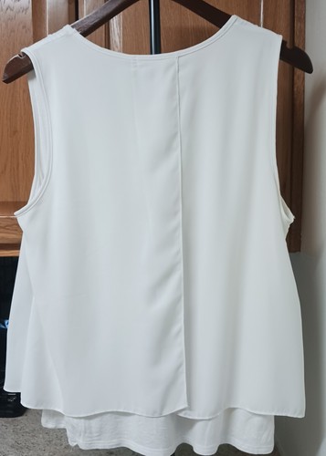 Green Envelope Los Angeles Large White Tank Top Sleeveless Blouse (W) - Picture 2 of 7