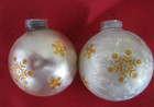 Vintage Lot of 2 GLASS ROUND BALL ORNAMENTS Brushed Silver Gold Snowflake Xmas — photo 3