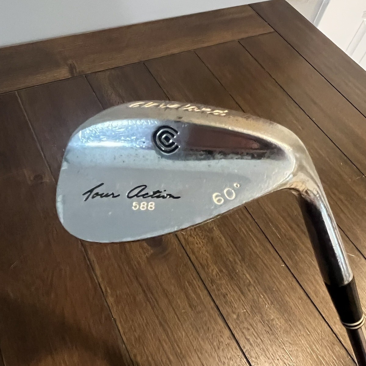 Cleveland Tour Action REG. 588 Lob Wedge - 60° - Manche Acier Rigide - 35,25"