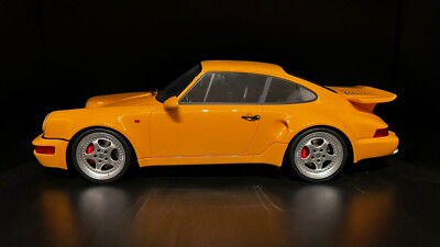 1993 PORSCHE 911 964 TURBO S LIGHTWEIGHT COUPE 1/12 Yellow by GT Spirit GT948