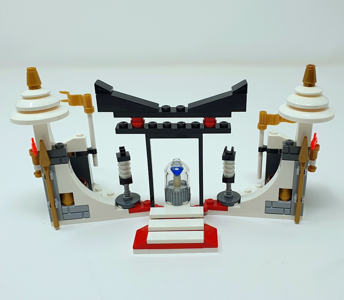 LEGO Ninjago Possession MINI TEMPLE (from set 70736 Attack of the