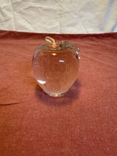 SIMON PEARCE CRYSTAL APPLE PAPERWEIGHT