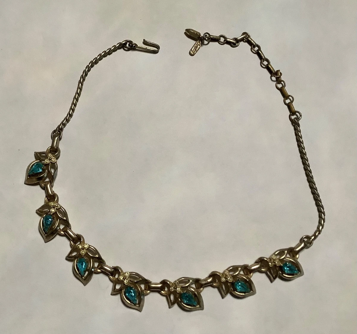 ANCIEN COLLIER SIGNÉ VALENTINO haute couture antique costume jewelry