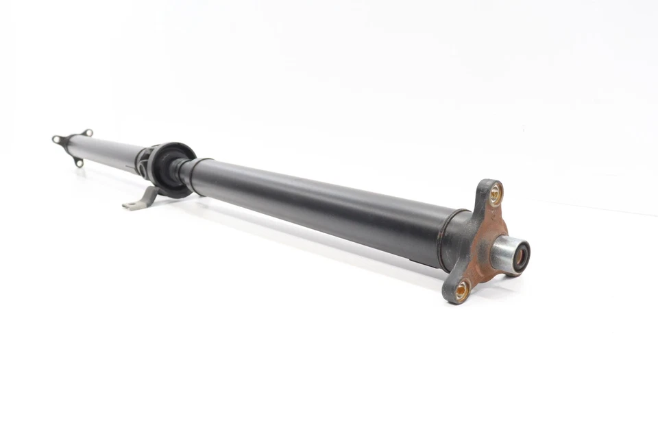 2019 - 2024 CHEVROLET CAMARO RWD REAR DRIVE SHAFT DRIVESHAFT OEM 84553701 - Image 2 of 4