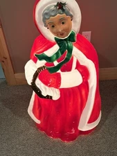 VTG Santa’s Best Mrs. Claus Lighted Blow Mold Christmas Realistic Life Like Eyes