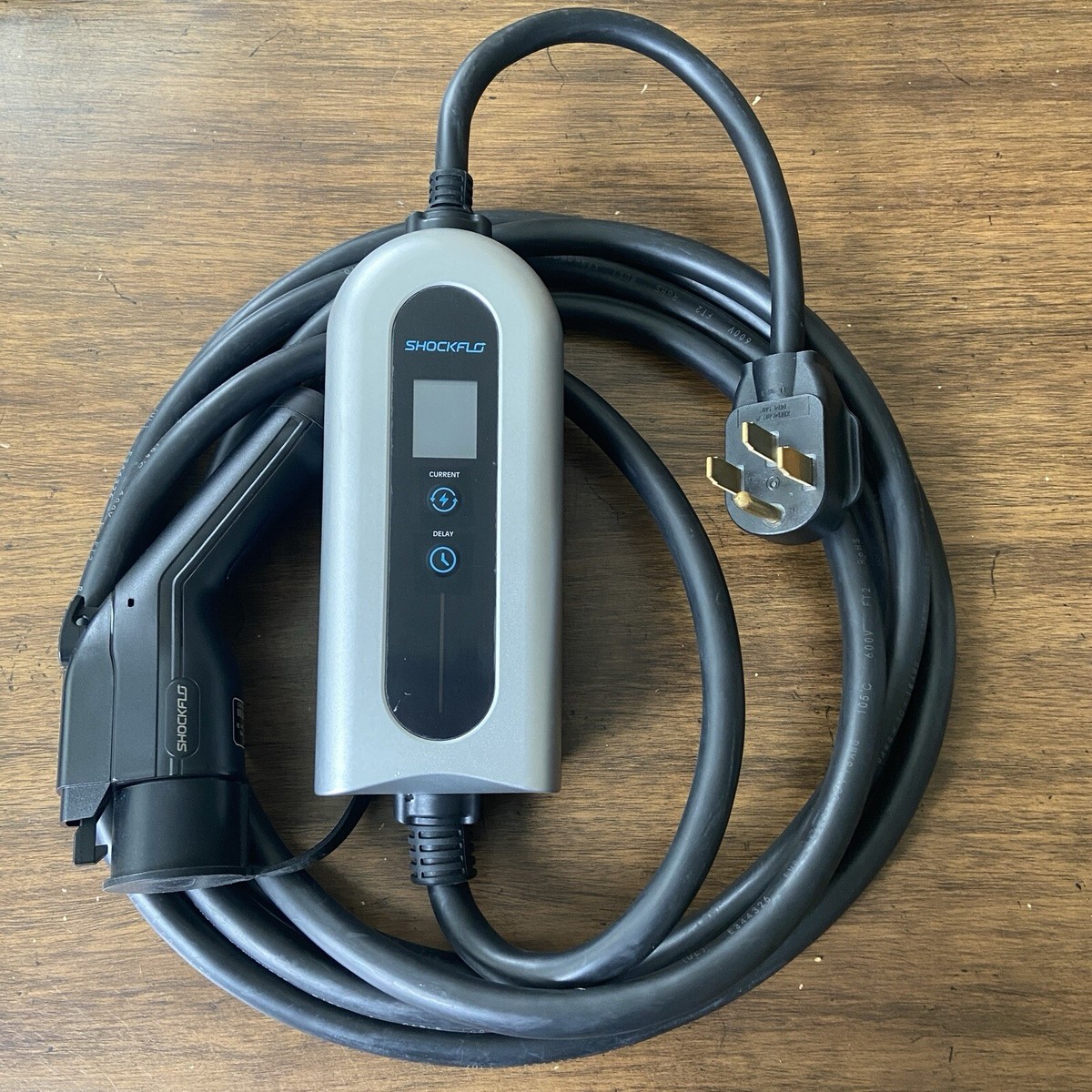 HYUNDAI 200V EV Cable
ヒョンデ電気自動車用充電ケーブル Hyundai EV Charger Kona Ioniq 5 6 Sonata charging cable Plug