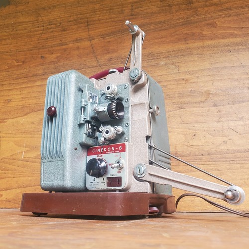 Cinekon-8 Synchro Type Variable speed 8mm Projector - Picture 6 of 15