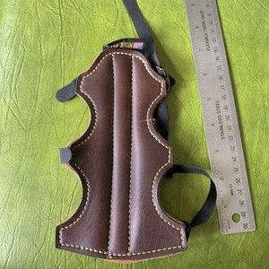 Armguard Vintage American Made Genuine Leather Archery Really Nice Bow Hunting