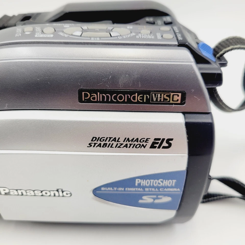 Panasonic PV-L452D VHS-C Palmcorder - No Battery - UNTESTED - FOR PARTS - Image 4 of 4