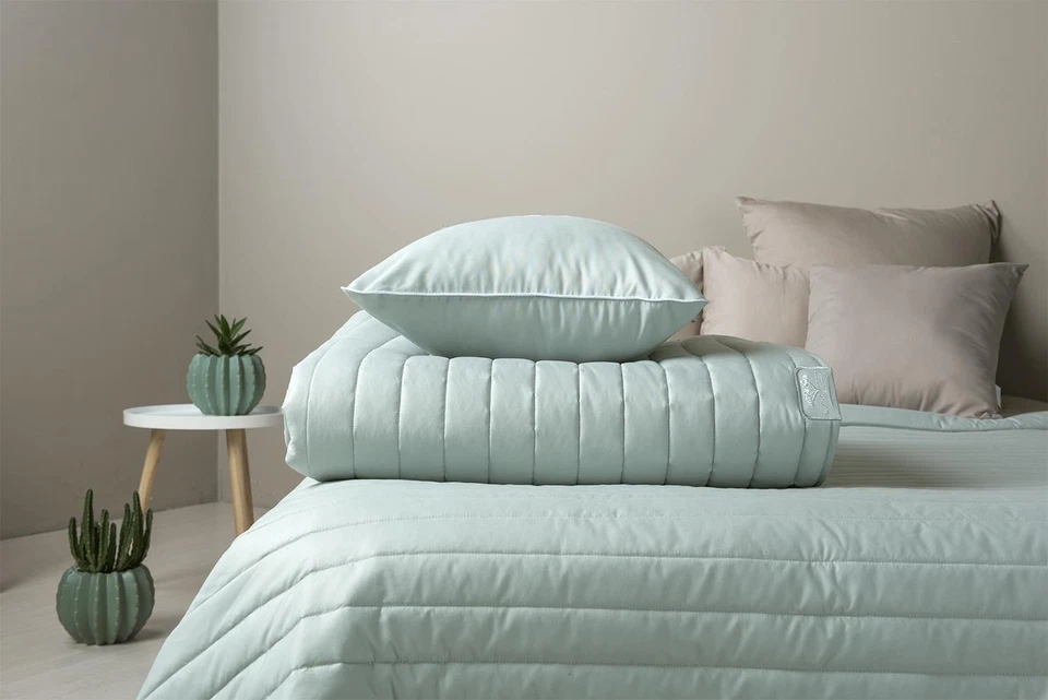 Bettüberwurf Tagesdecke Wendedecke - gesteppt mint/Taupe - Bild 2 von 4