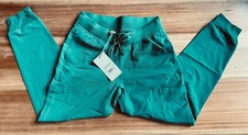 Mandala Scrubs Women Jogger Pant Size Petite XS Color Hunter Green NWT