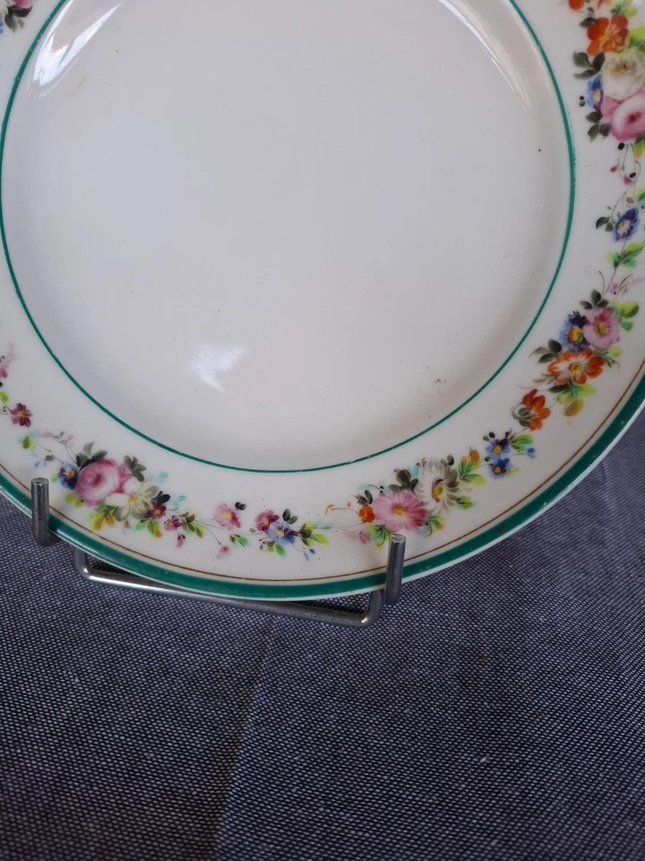 Ancienne Assiette en porcelaine paris ? guirlande de fleurs peintes - Photo 3/4