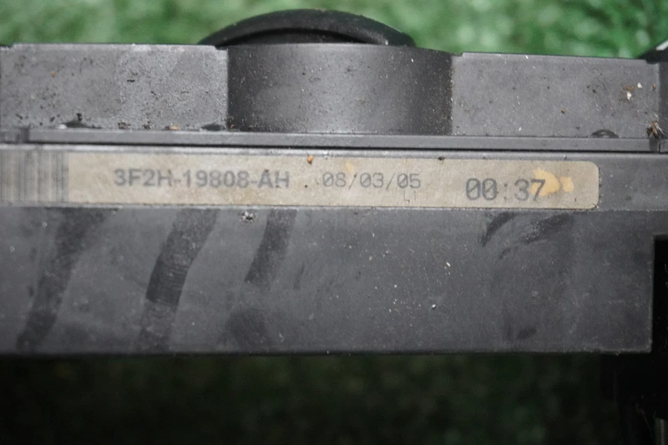 Ford Mustang 2007 2008 2009 panel de control de aire acondicionado temperatura OEM 5R3319980AA Foto 3 de 4