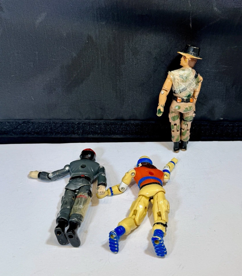 LOTE DE 3 FIGURAS DE ACCIÓN LANARD CORPS VINTAGE AÑOS 80-90 POBRES para PIEZAS o REPARACIÓN Foto 2 de 4